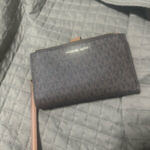 Michael Kors Black and Brown Wristlet